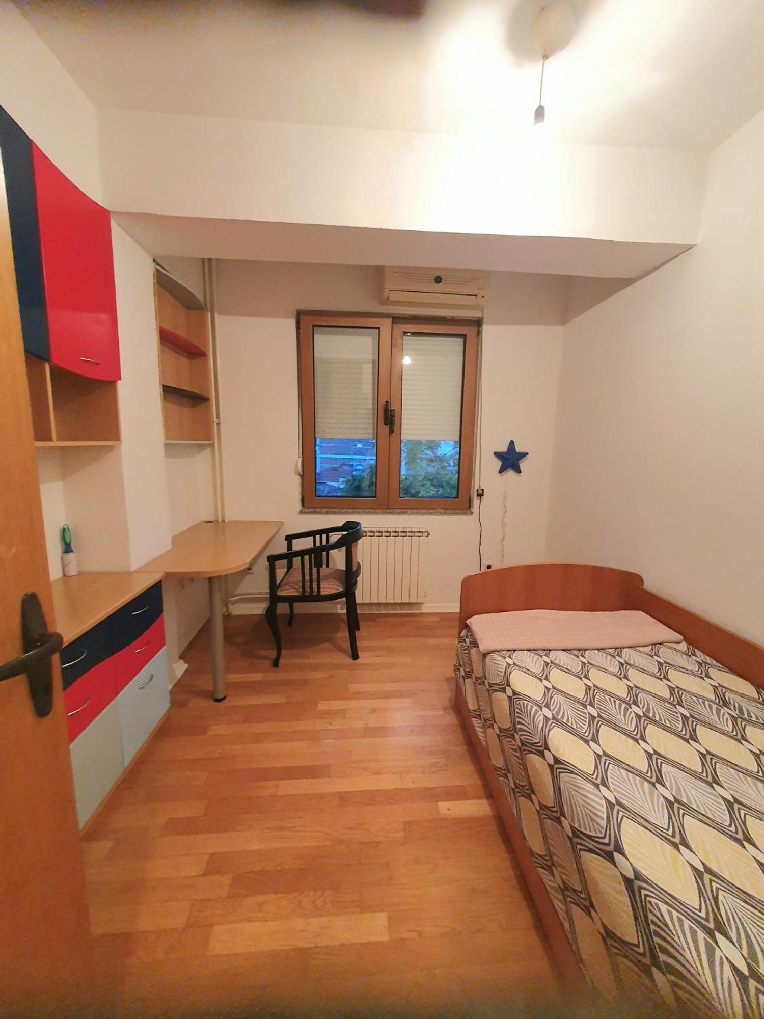 3 Bedroom Home With Parking Garage In The Heart Of Skopie Exterior foto