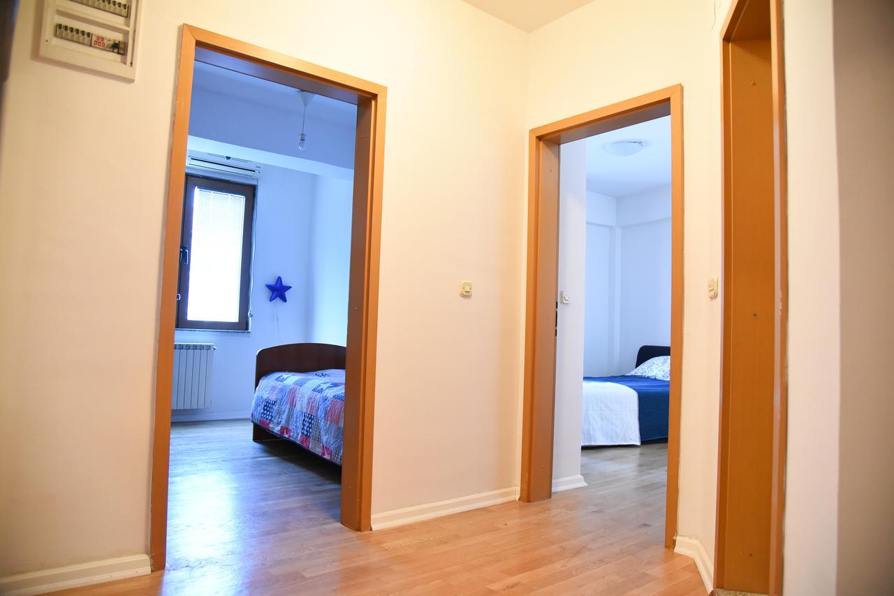 3 Bedroom Home With Parking Garage In The Heart Of Skopie Exterior foto